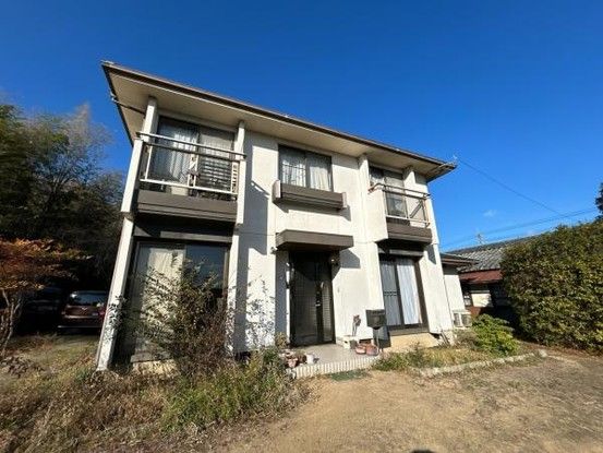 5LDK House for Sale in Takamatsu with 3,149 sqm Land - Thumbnail 2