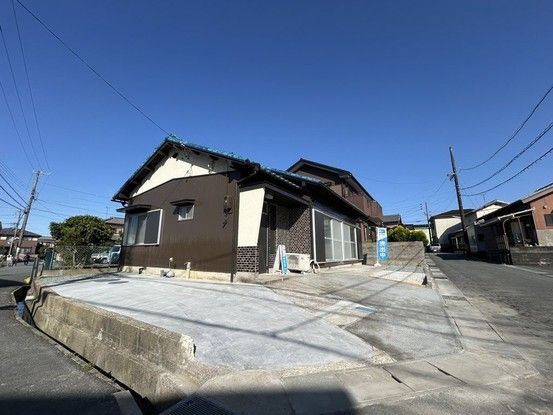 Renovated 3LDK House on Corner Lot in Matsusaka - Thumbnail 2
