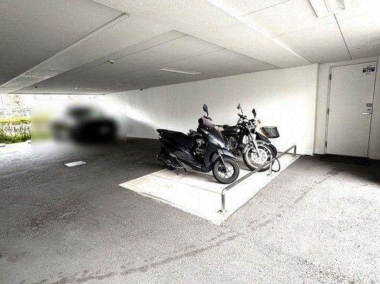 4LDK Apartment for Sale in Ikoma, Nara - 85.72 sqm - Thumbnail 3