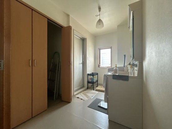 9K Reinforced Concrete House for Sale in Takamatsu, Kagawa - Thumbnail 4