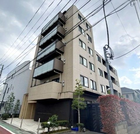 2LDK Apartment for Sale in Bunkyo, Tokyo - 60.86 sqm - Thumbnail 2