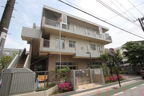 2LDK Apartment for Sale in Bunkyo, Tokyo - 60.86 sqm - Thumbnail 4