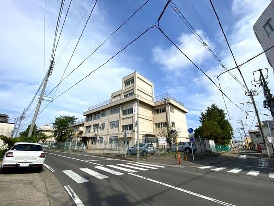 3LDK Apartment for Sale in Taihaku Ward, Sendai - Thumbnail 2