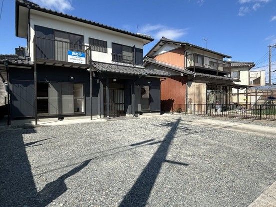 Renovated 3LDK House for Sale in Tarui Town, Gifu - Thumbnail 3