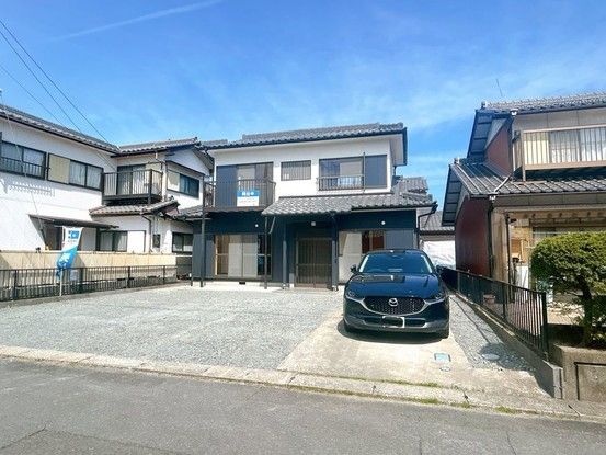 Renovated 3LDK House for Sale in Tarui Town, Gifu - Thumbnail 2