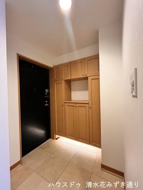 Renovated 3LDK Apartment in Shizuoka City, Aoi Ward - Thumbnail 4