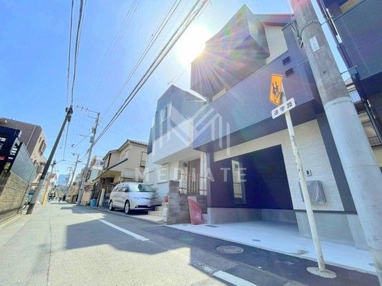 2SLDK 77sqm Detached House in Shinjuku, Tokyo - Thumbnail 4