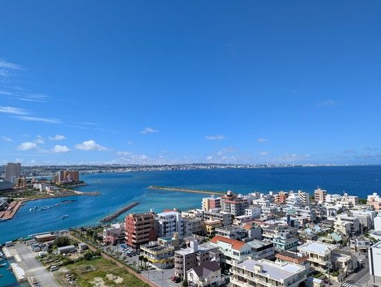 2LDK Apartment for Sale in Chatan, Okinawa with Ocean Views - Thumbnail 2