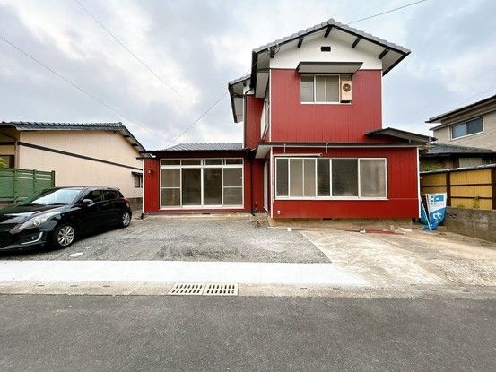 Renovated 5LDK House in Karatsu, Saga Prefecture - Thumbnail 2