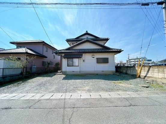 7DK House for Sale in Takasaki, Gunma - 170.58 sqm - Thumbnail 2