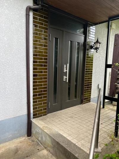 Spacious 5DK House in Chihaya-Akasaka Village, Osaka — Image 2, Chihaya Akasaka, Osaka