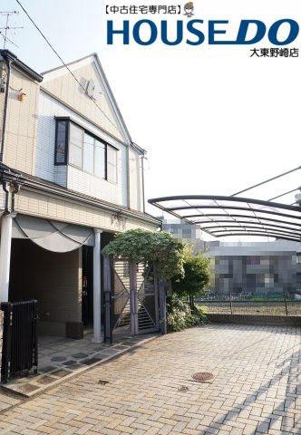 Spacious 4LDK House in Shijonawate with Double Parking — Image 1, Shijonawate, Osaka