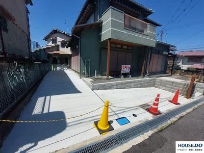 Spacious 5LDK House in Kumatori with Investment Potential — Image 1, Kumatori, Osaka
