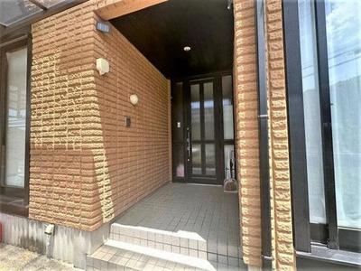 Spacious 6LDK House with Mountain Views in Kaizuka City — Image 3, Kaizuka, Osaka