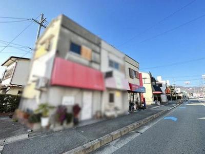 Commercial Property for Sale in Asahigaoka, Ikeda City — Image 1, Ikeda, Osaka
