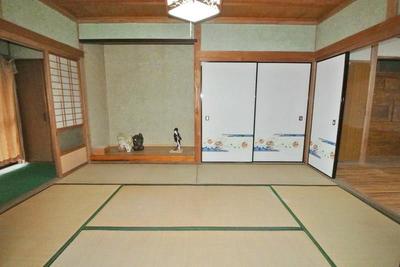 Traditional Japanese House with Warehouse in Mimasaka City — Image 2, Mimasaka, Okayama
