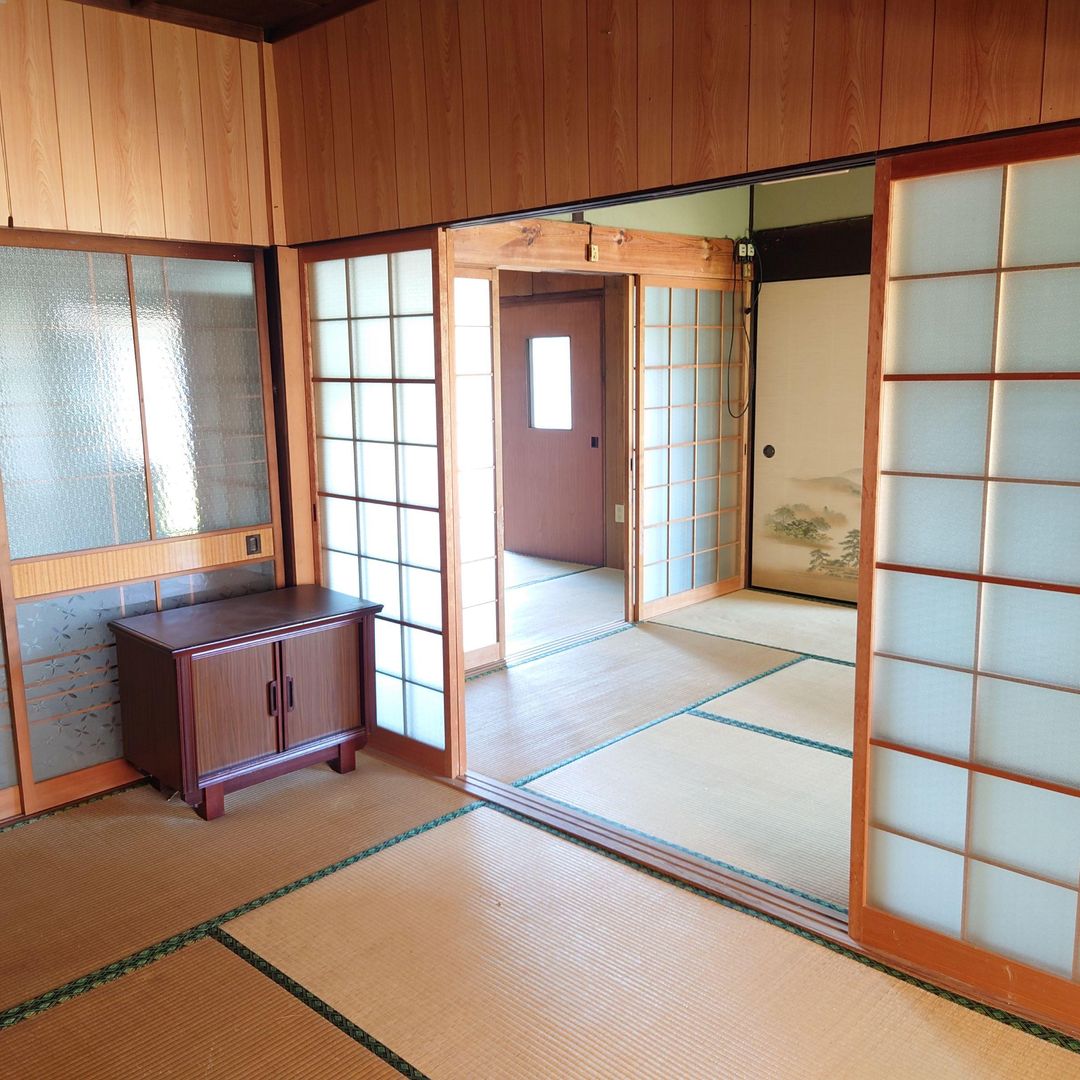 7DK House for Sale in Mimasaka City, Okayama - 256 sqm Land - Thumbnail 3