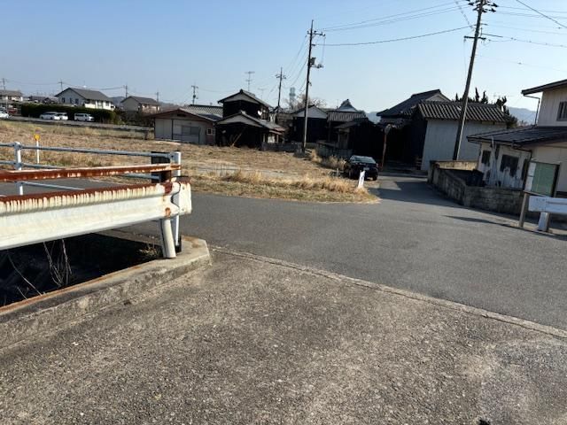 1017 sqm Residential Land for Sale in Okayama's Higashi Ward - Thumbnail 4