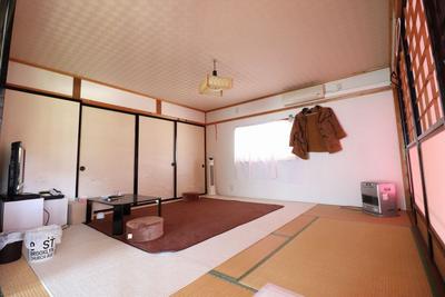 No.168 A two-story detached house in front of a venerable shrine along a convenient national highway. - Okuizumi Living Memo | Oku-Izumo Town Migration, Settlement, Employment, Child-Rearing Information — Image 3, Okuizumo, Shimane