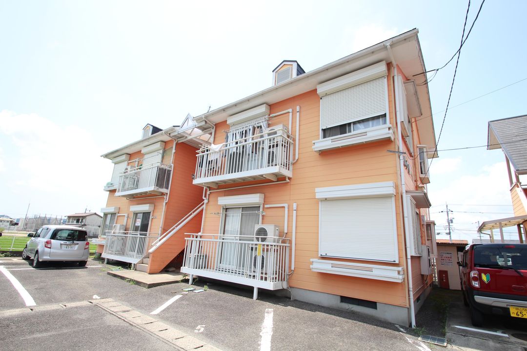 T Silk I & II Apartment Complex for Sale in Setouchi City, Okayama - Thumbnail 2