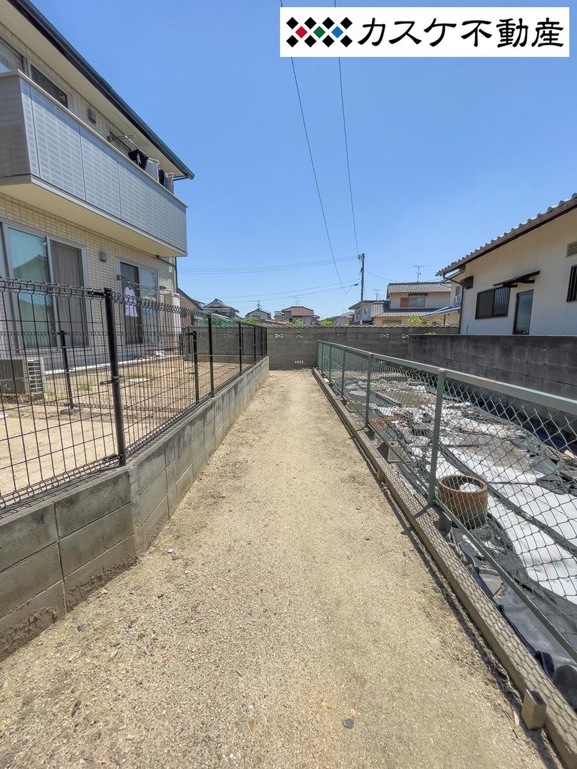 4DK House for Sale in Naka-ku, Okayama City with 216 sqm Land - Thumbnail 4