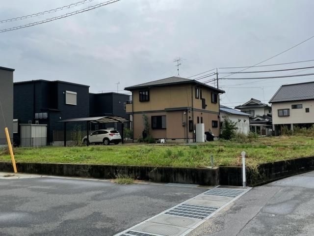 261 sqm Residential Land for Sale in Okayama City's Kita Ward - Thumbnail 2
