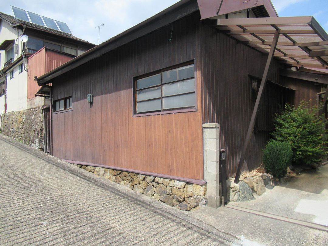 3-Structure Property on 143 Tsubo Land in Tsuyama, Okayama - Thumbnail 3