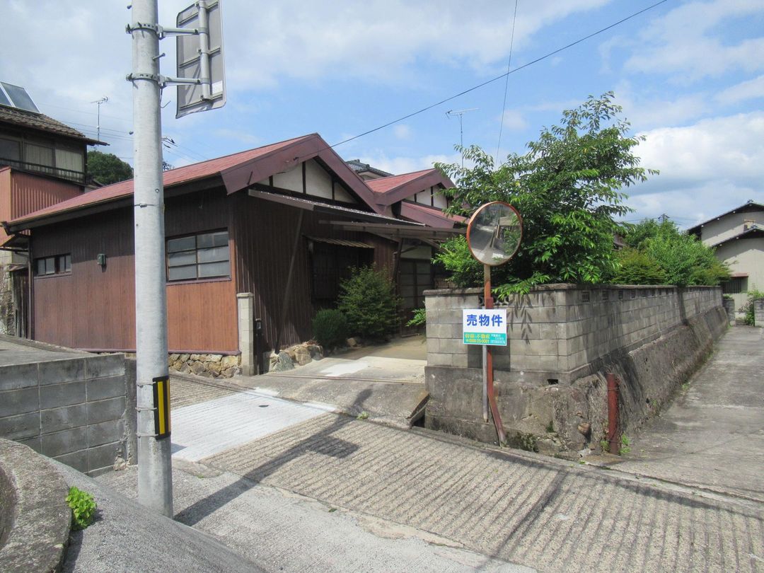 3-Structure Property on 143 Tsubo Land in Tsuyama, Okayama - Thumbnail 4