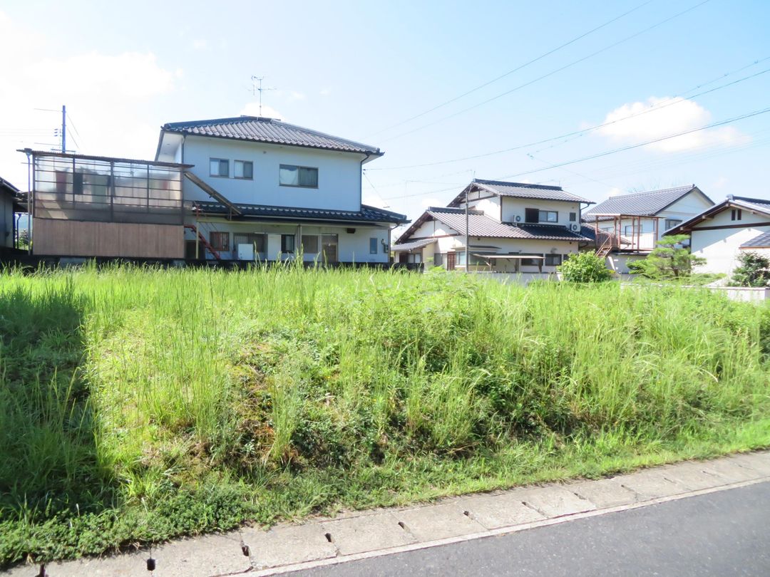 85 Tsubo Residential Land for Sale in Tsuyama, Okayama - Thumbnail 2