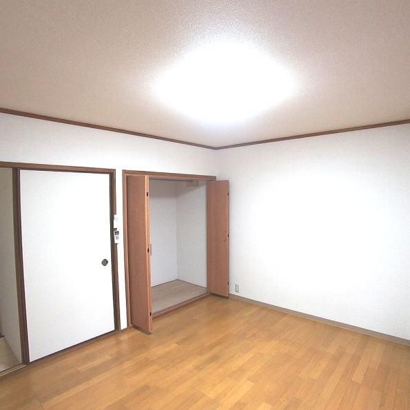Apartment Building for Sale in Kita-ku, Okayama City - Thumbnail 4