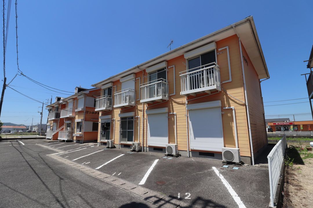 12-Unit Income Apartment Building in Setouchi City, Okayama - Thumbnail 3