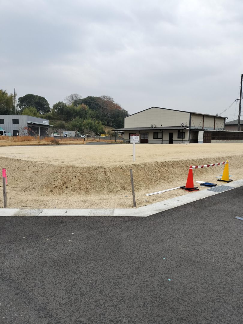 Residential Land Plot for Sale in Asakuchi City, Okayama - Thumbnail 2
