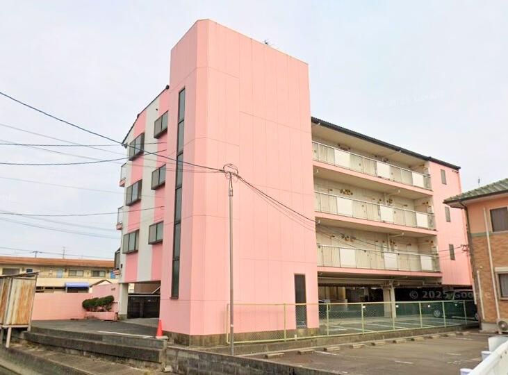 18-Unit Apartment Building for Sale in Minami-ku, Okayama - Thumbnail 2