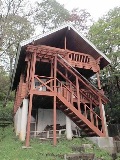 Rustic Log House in Hiruzen Mountains, Maniwa City — Image 2, Maniwa, Okayama