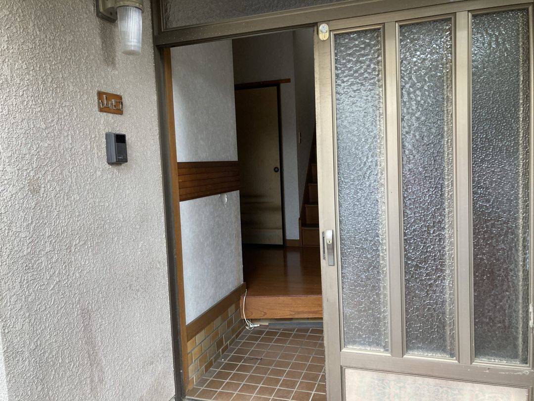 Renovated 1981 4DK House in Oyama's Mamada District - Thumbnail 2