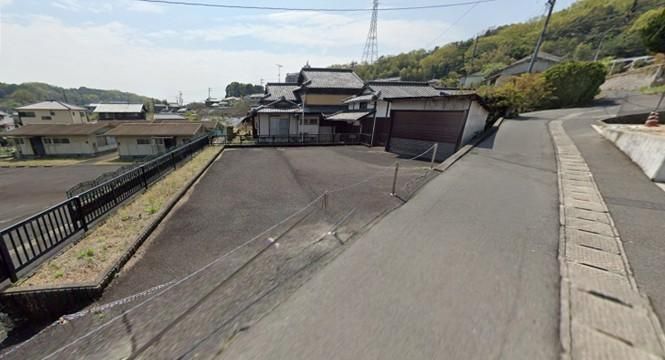 921 sqm Land for Sale in Quiet Okayama City Residential Area - Thumbnail 2