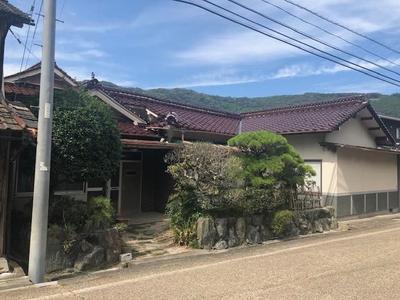 Spacious 7SLDK House with Land in Maniwa, Okayama — Image 1, Maniwa, Okayama