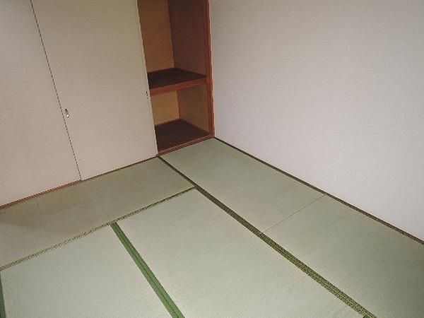 Multi-Unit Apartment Building for Sale in Okayama City, Kita Ward - Thumbnail 4