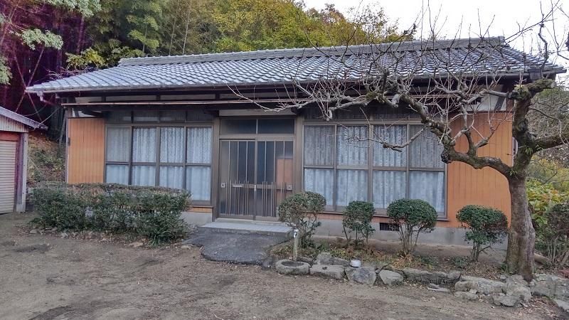 6SLDK Detached House in Asakuchi City, Okayama - Thumbnail 2