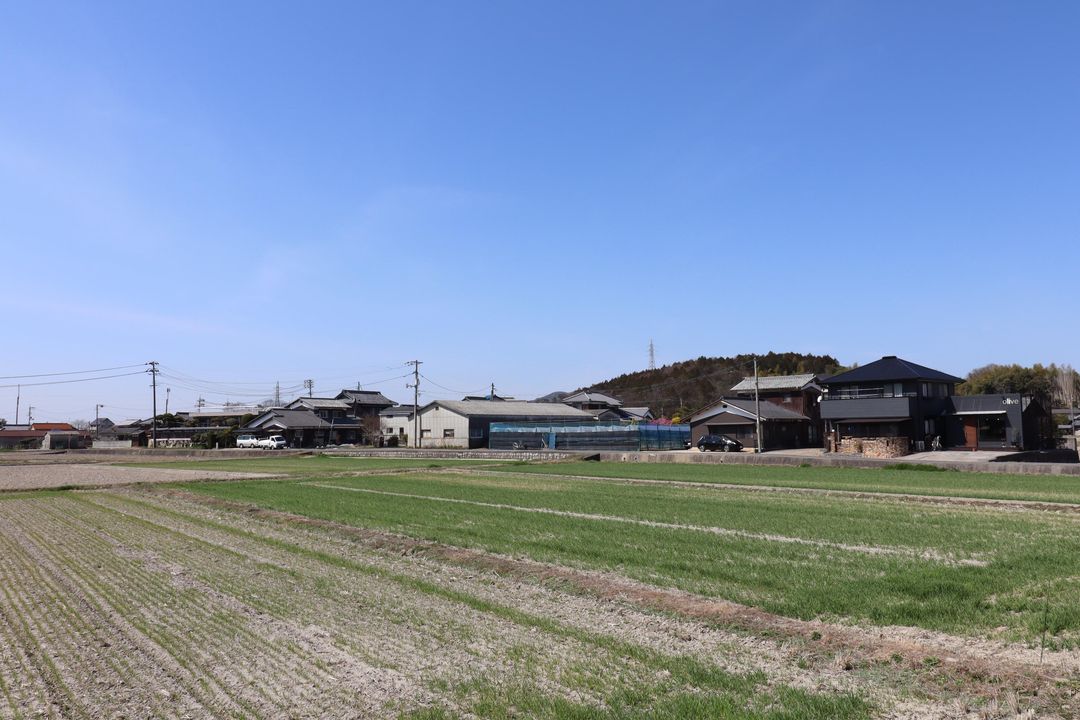 Land for Sale in Setouchi City, Okayama - Ideal for Warehouse/Storage - Image 1