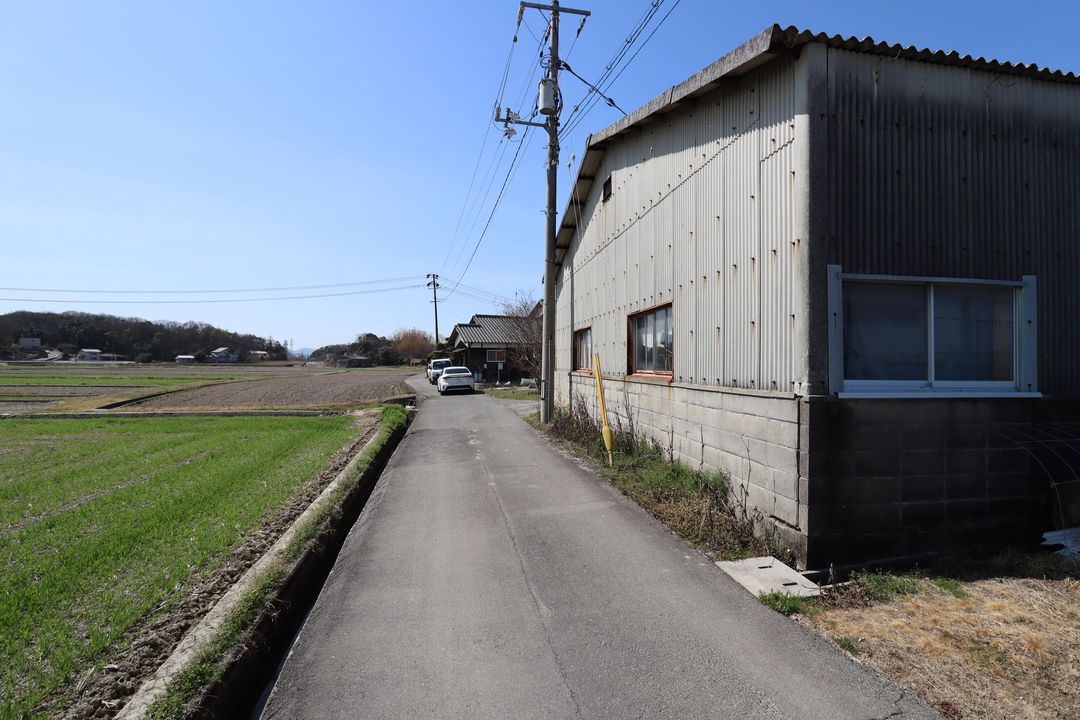 Land for Sale in Setouchi City, Okayama - Ideal for Warehouse/Storage - Thumbnail 2