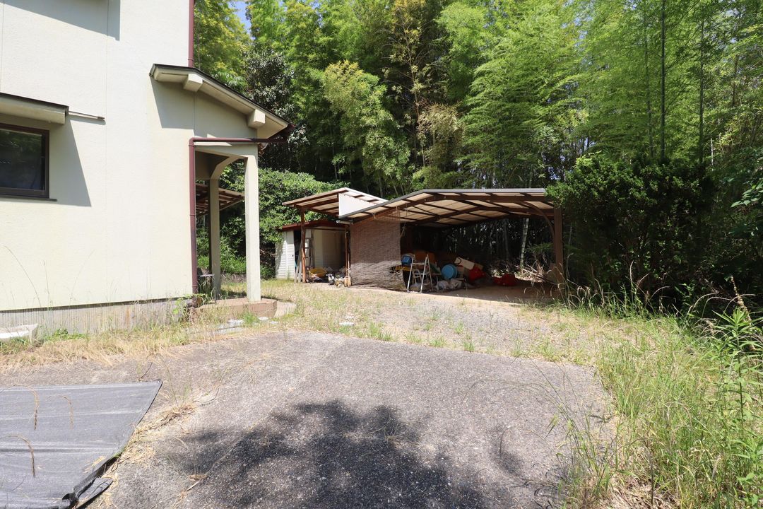 12LDK Resale House on 860 sqm Lot in Setouchi City, Okayama - Thumbnail 3