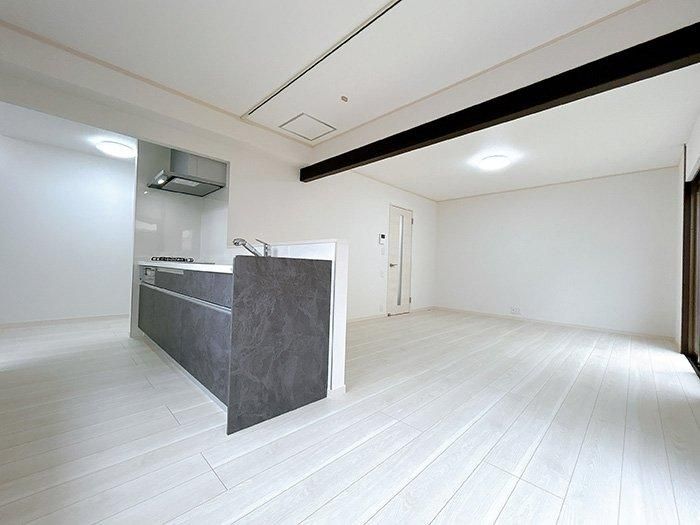 5LDK Renovated House for Sale in Okayama Higashi Ward - Thumbnail 4