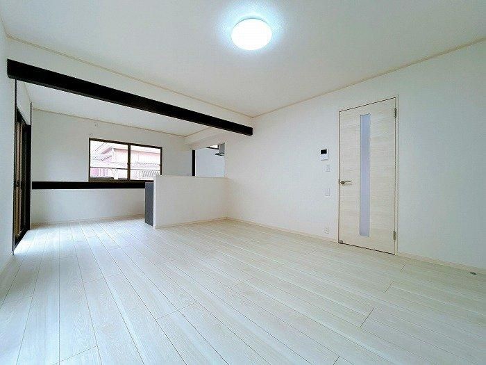 5LDK Renovated House for Sale in Okayama Higashi Ward - Thumbnail 3