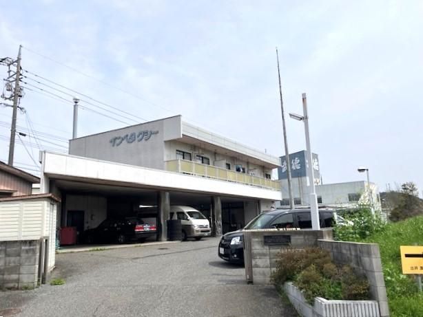 Bizen City Mixed-Use Property with 3 Rental Units & Office Space - Thumbnail 3