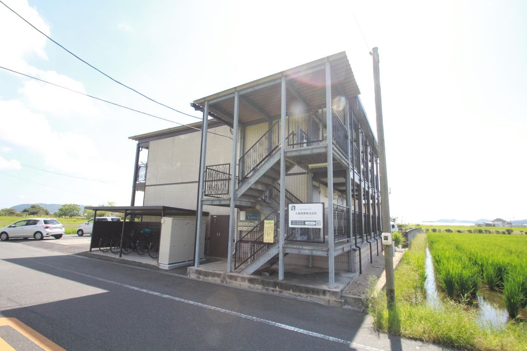 8-Unit Apartment Building for Sale in Okayama City - Thumbnail 2