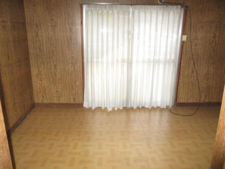 Detached House for Sale in Kasaoka, Okayama - 4K, 67.9 sqm - Thumbnail 3