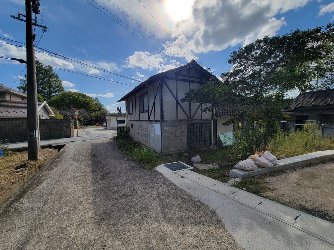 114.9 Tsubo Residential Land for Sale in Katsuo, Okayama - Thumbnail 2