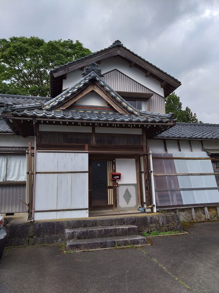 Spacious Traditional Home in Ōno City with 925㎡ Land - Thumbnail 4