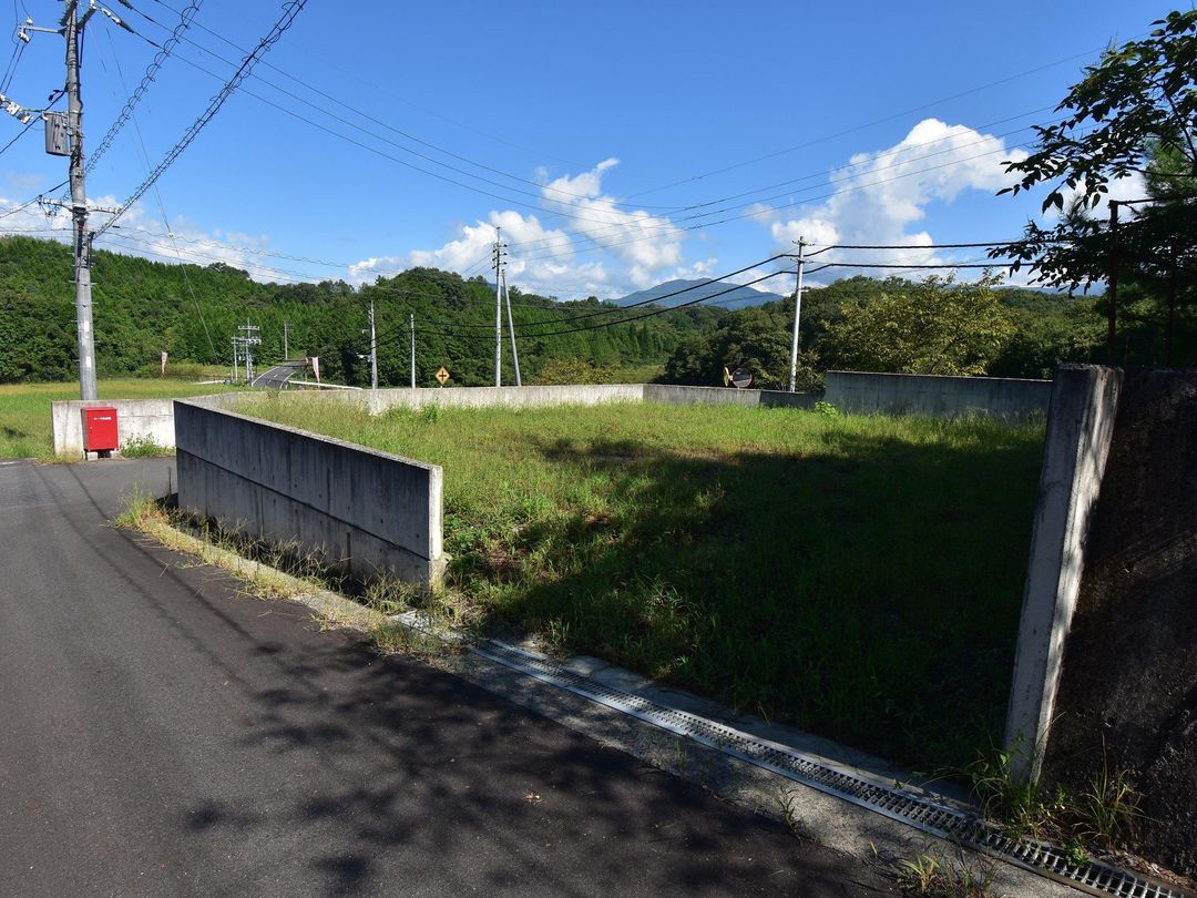 57.17 Tsubo Land for Sale in Shoo Town, Okayama - Thumbnail 3